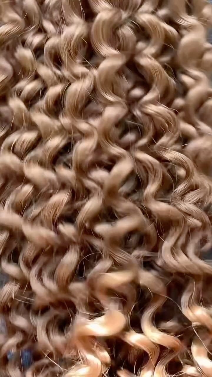 Post 1 by Tampa Hair Extensions on Instagram (video)