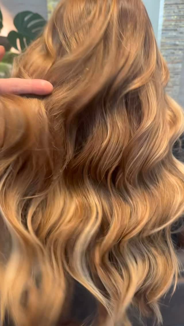 Post 7 by Tampa Hair Extensions on Instagram (video)