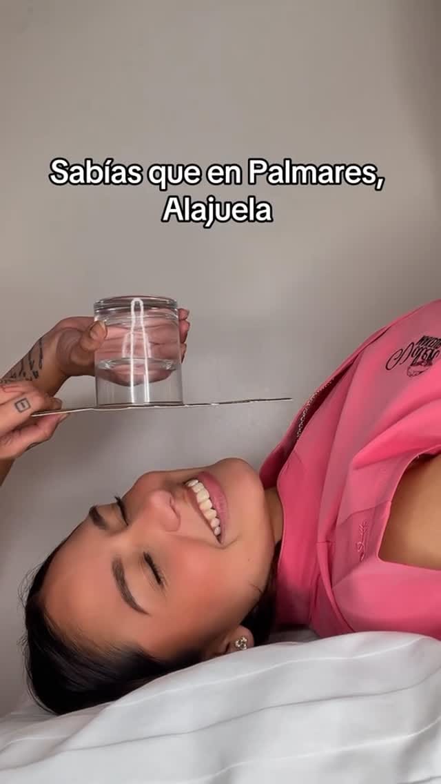 Post 1 by Valen Makeup| Maquillaje•Cuidado Facial•Cabello•Coreano•Perfumes on Instagram (video)