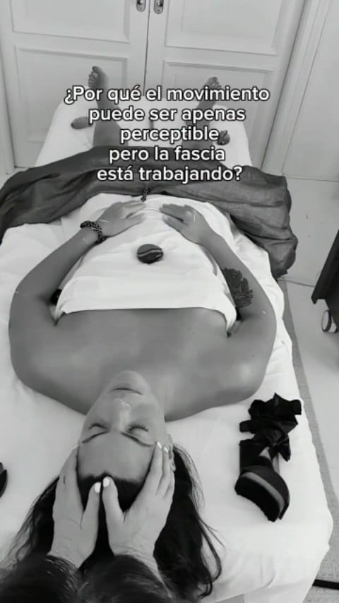 Post 5 by Nuria Torijano | Belleza Integrativa y Holística on Instagram (video)