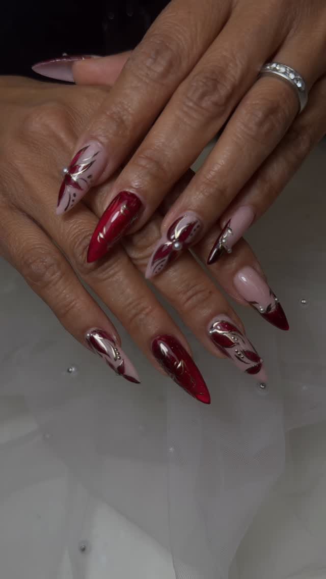 Post 8 by 🔥Divas Nails Northridge 🔥 on Instagram (video)