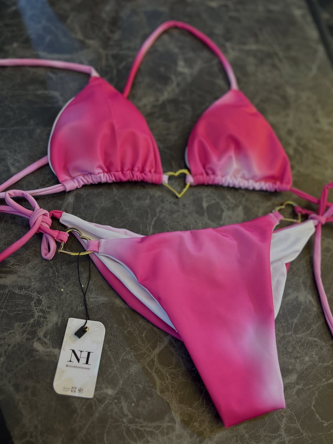 Post 9 by NicoleH Swimwear | Bikinis & Trajes de baño on Instagram (carousel)
