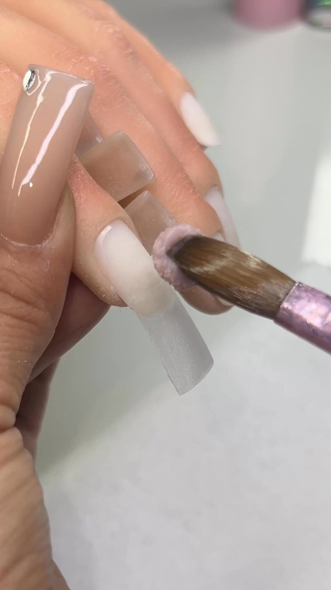 Post 3 by Ivvie Nailss 🩷 on Instagram (video)