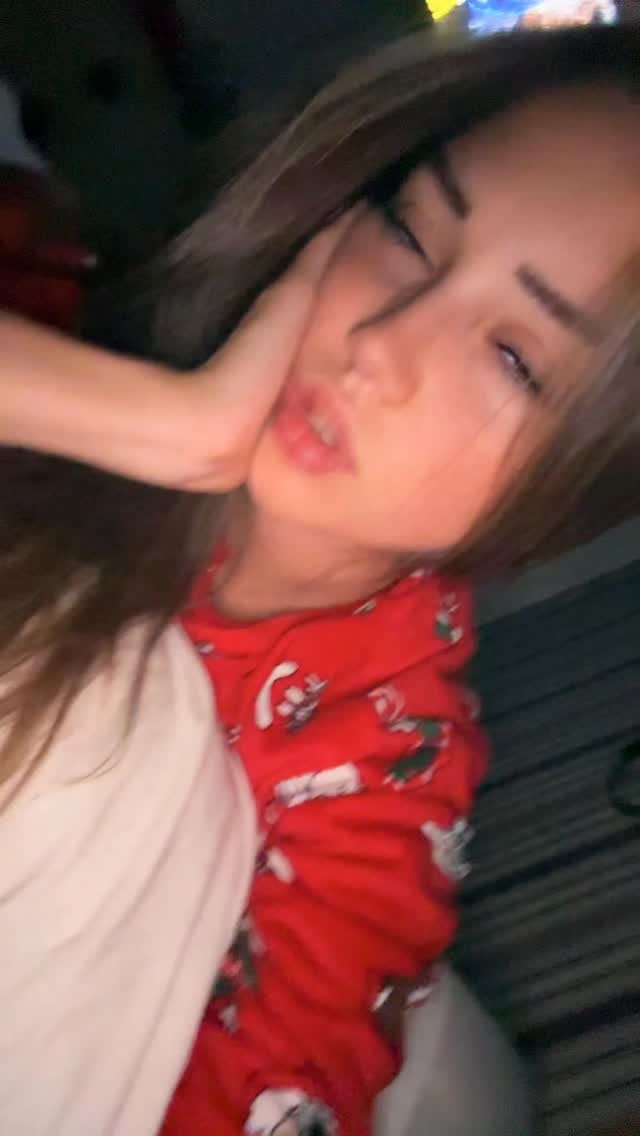 Post 8 by 𝐥𝐚𝐢𝐚 𝐟𝐞𝐫𝐫𝐞𝐫 on Instagram (video)