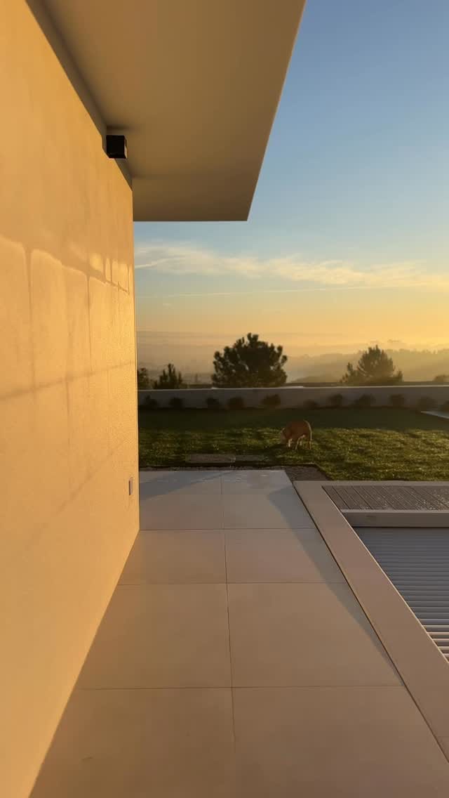 Post 4 by M A W I | U G C on Instagram (video)