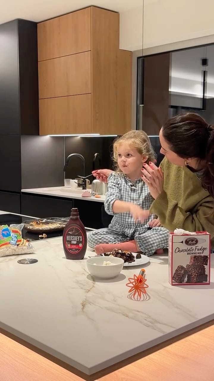 Post 7 by M A W I | U G C on Instagram (video)