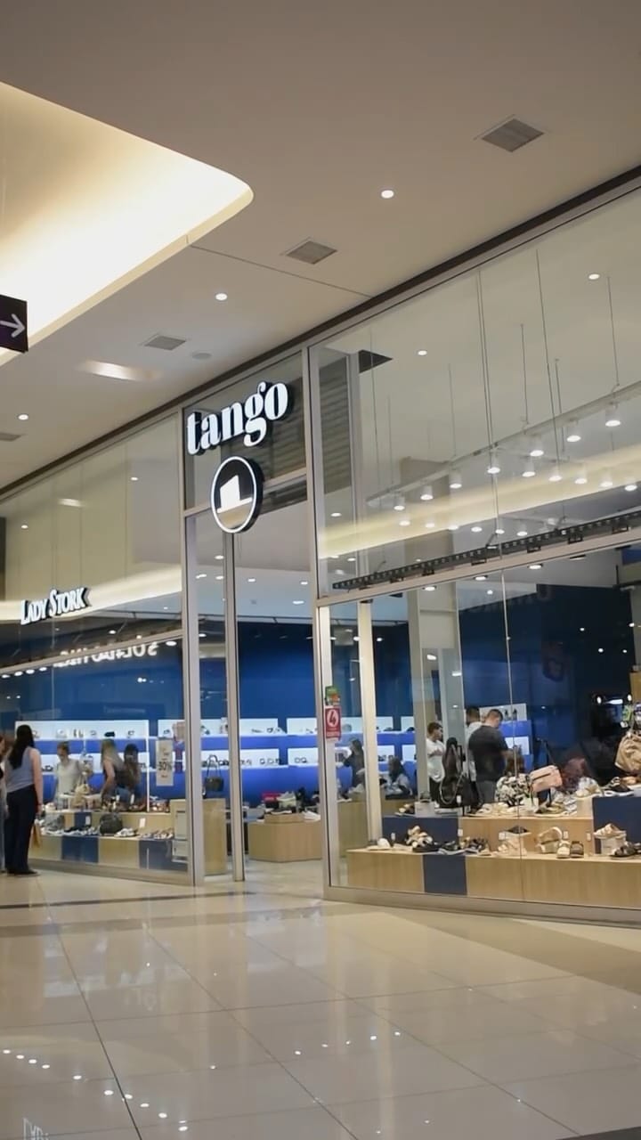 Post 9 by Tango Zapatos on Instagram (video)