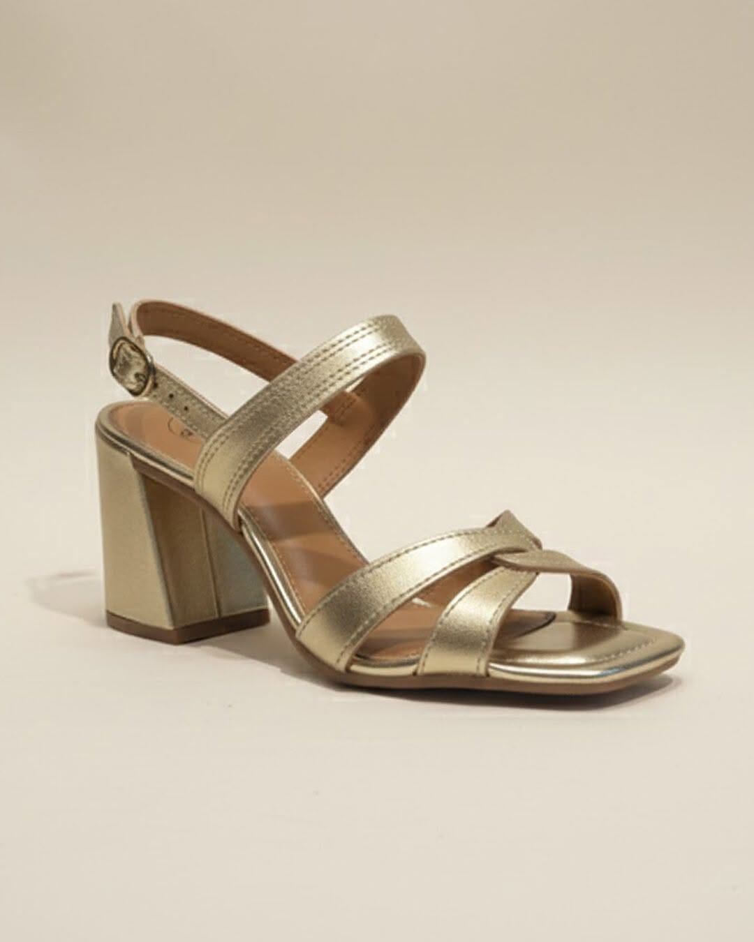 Post 5 by Tango Zapatos on Instagram (carousel)