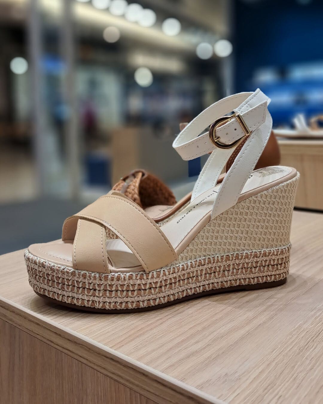 Post 2 by Tango Zapatos on Instagram (carousel)