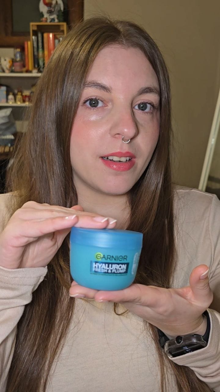 Post 2 by Vanessa López on Instagram (video)
