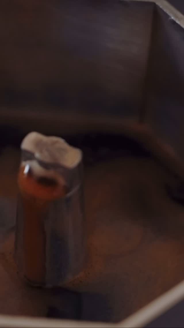 Post 7 by Nadia Perfumería on Instagram (video)