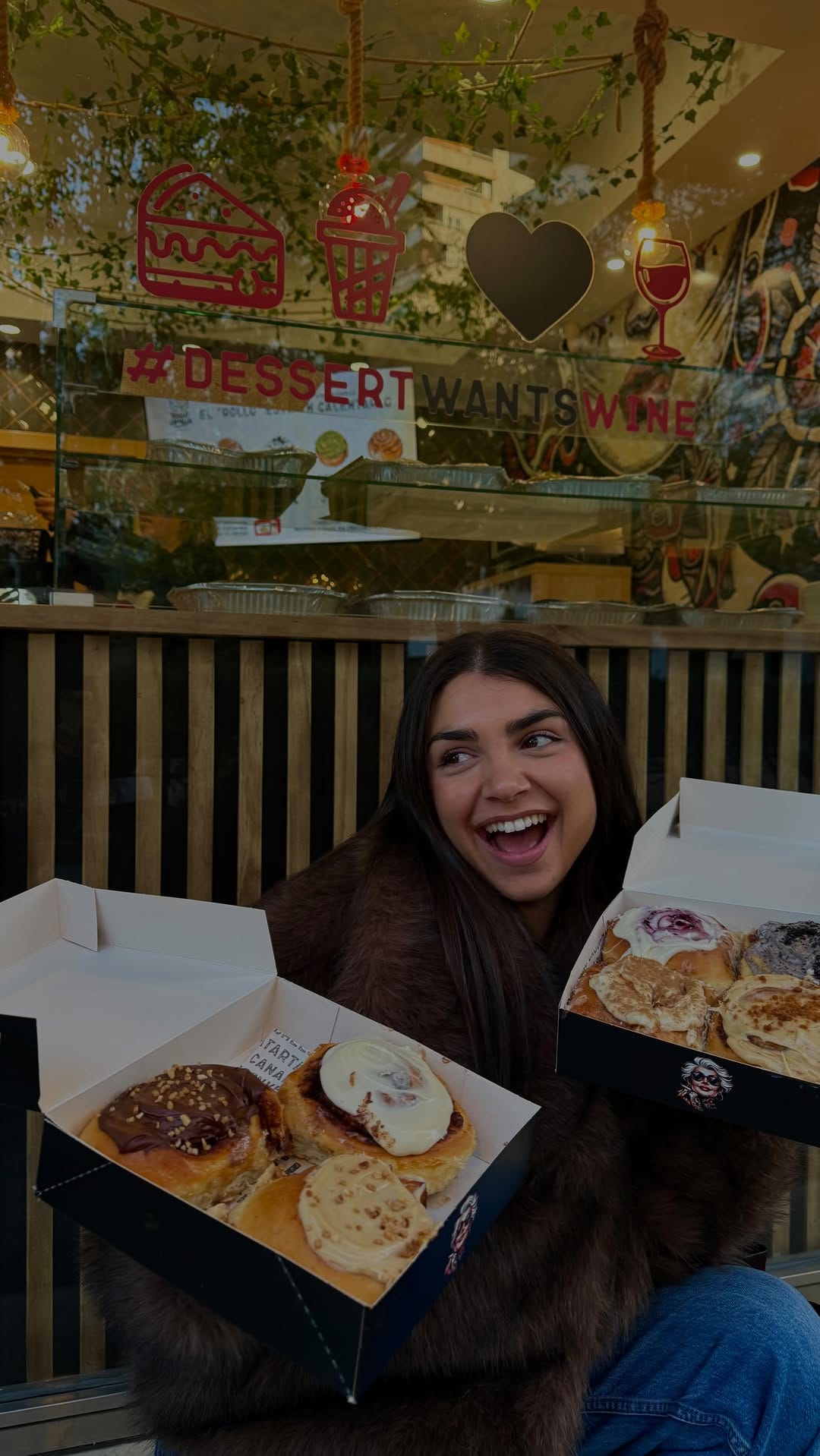 Post 5 by Abuela Canalla | Cheescakes | New York Cookies on Instagram (video)