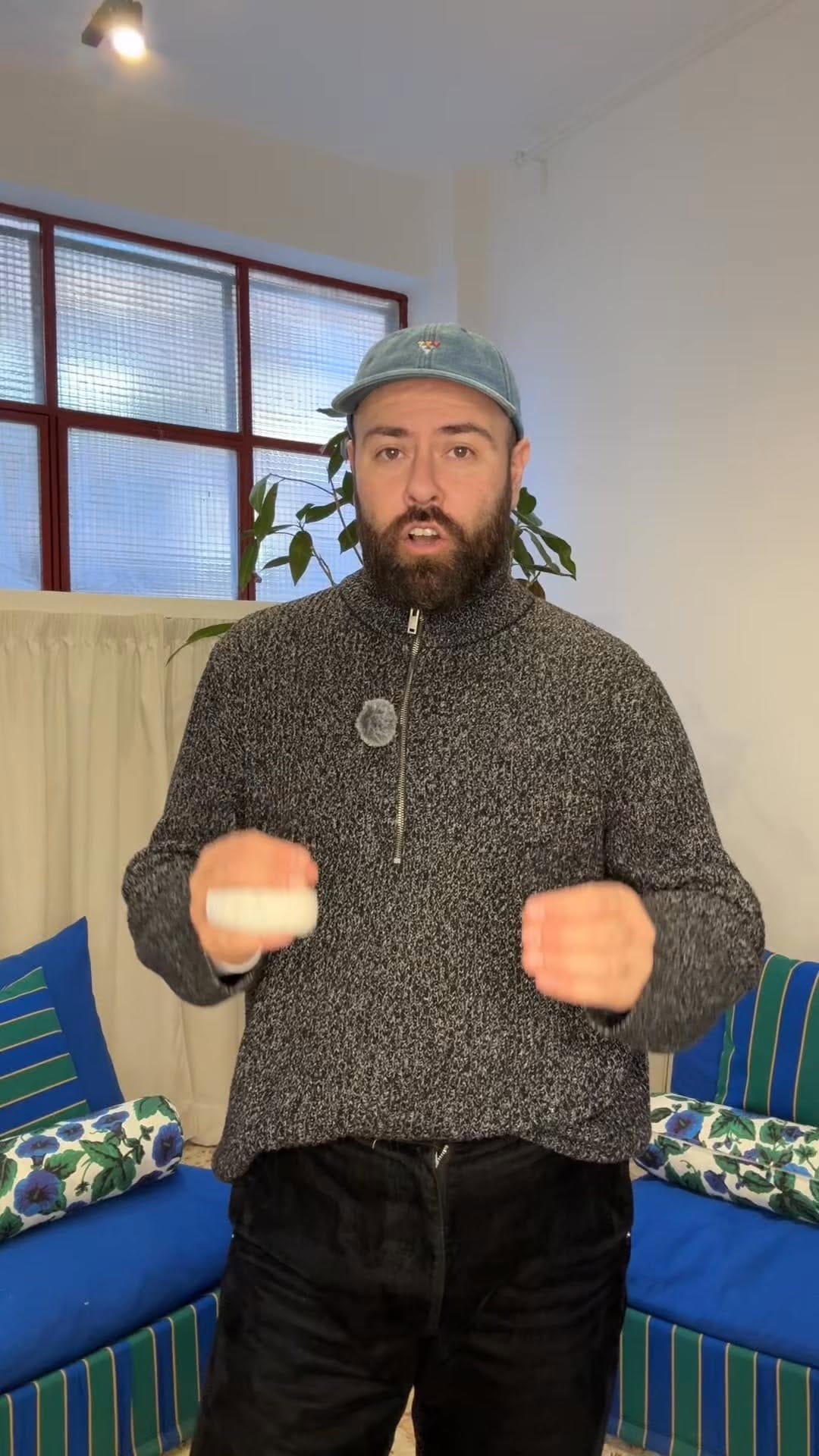 Post 1 by L I F E   S T Y L E on Instagram (video)