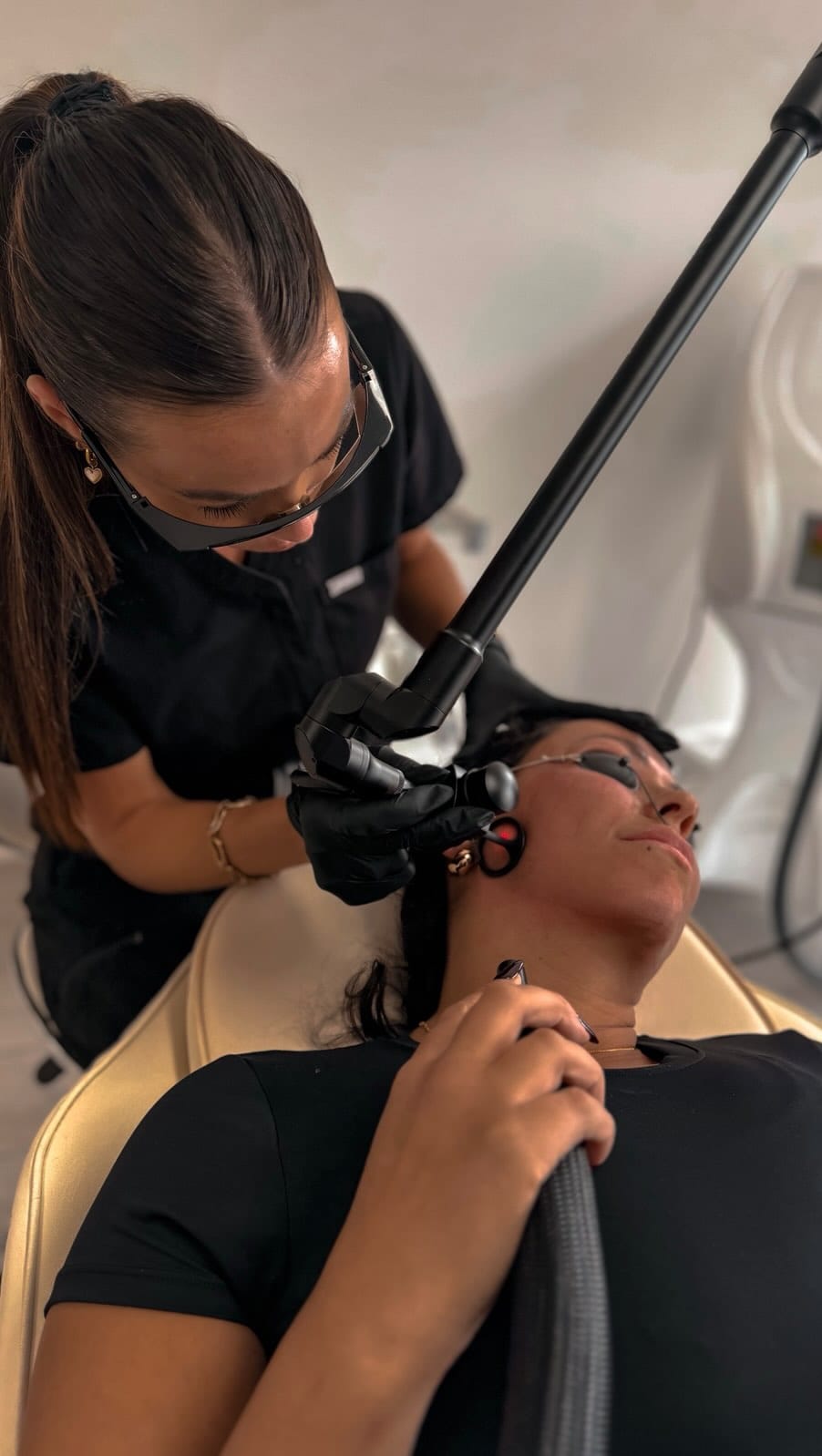Post 1 by Halo Cosmetics Luxury Aesthetics on Instagram (video)