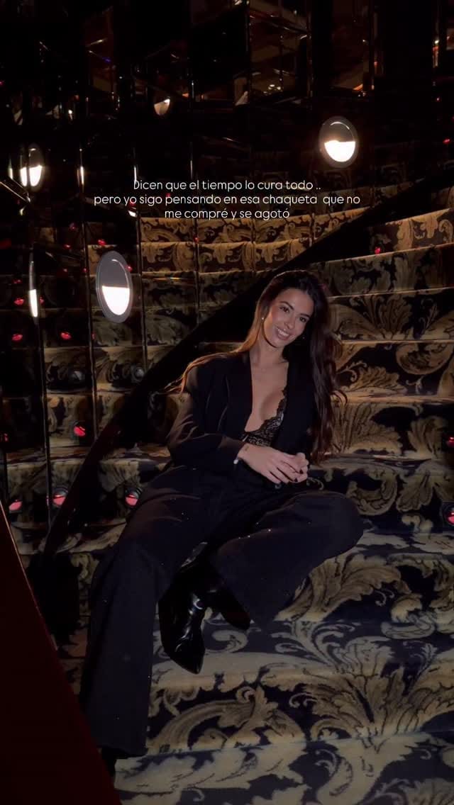 Post 7 by 𝑻𝑨𝑵𝑰𝑨 𝑫𝑬𝑵𝑰𝒁 on Instagram (video)