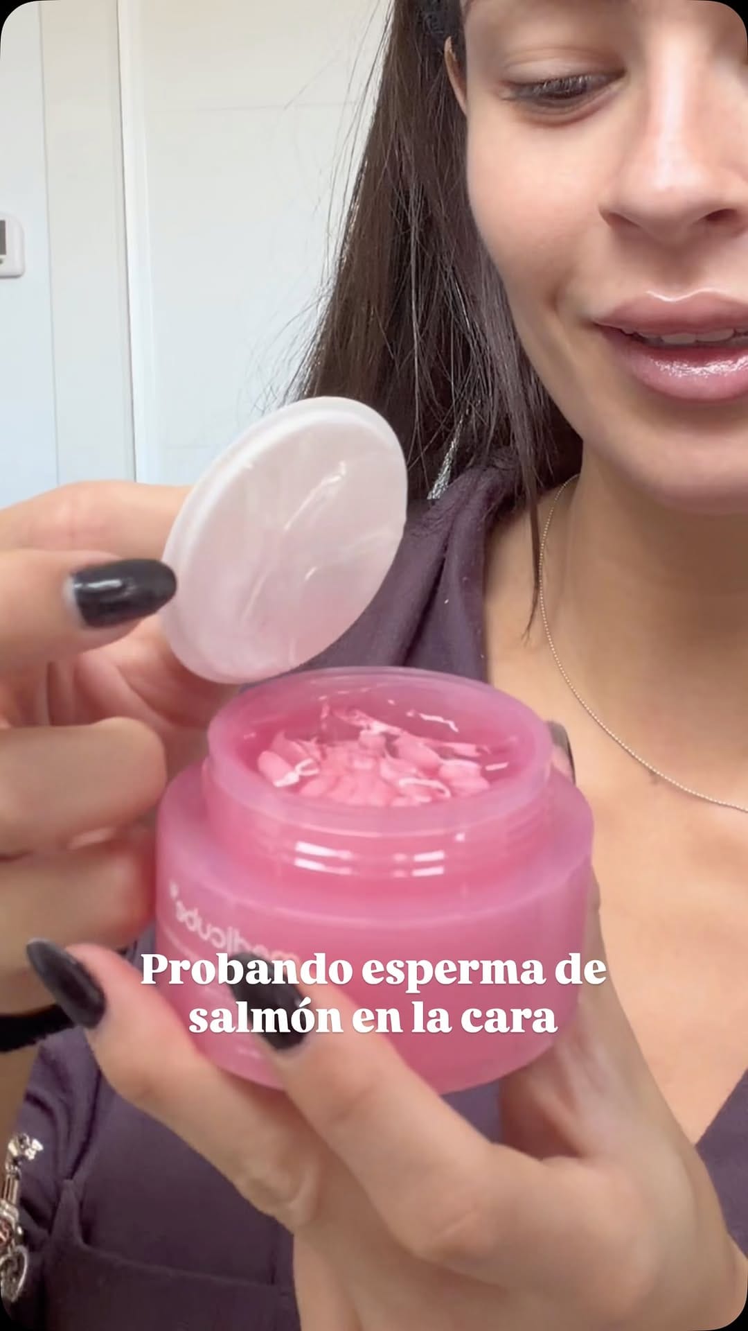 Post 5 by 𝑻𝑨𝑵𝑰𝑨 𝑫𝑬𝑵𝑰𝒁 on Instagram (video)