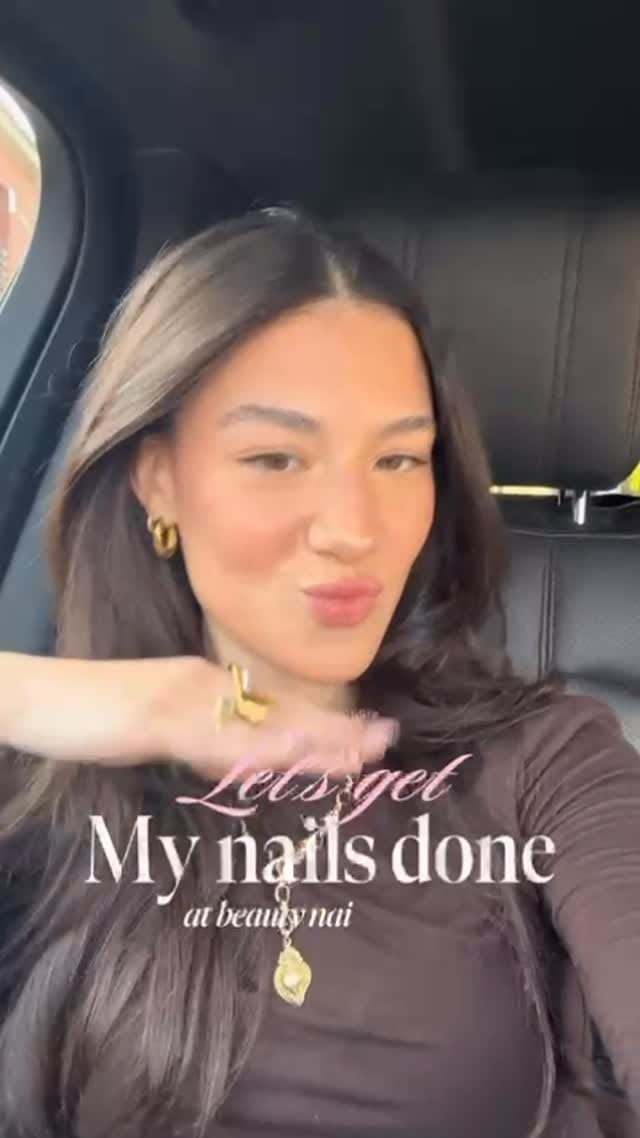Post 4 by NAILS | MANICURA RUSA EN BARCELONA on Instagram (video)