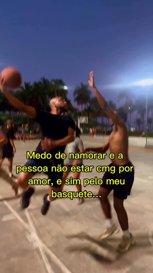 Post 7 by Léo | BOLA AO ALTO on Instagram (video)