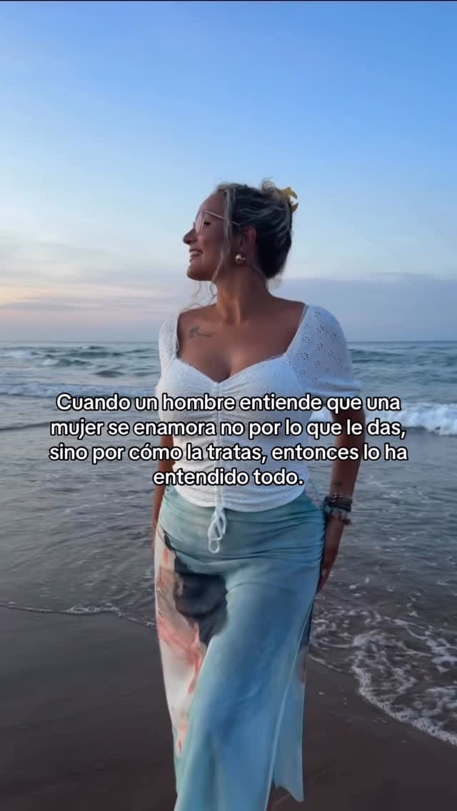 Post 6 by Carlota Jiménez on Instagram (video)