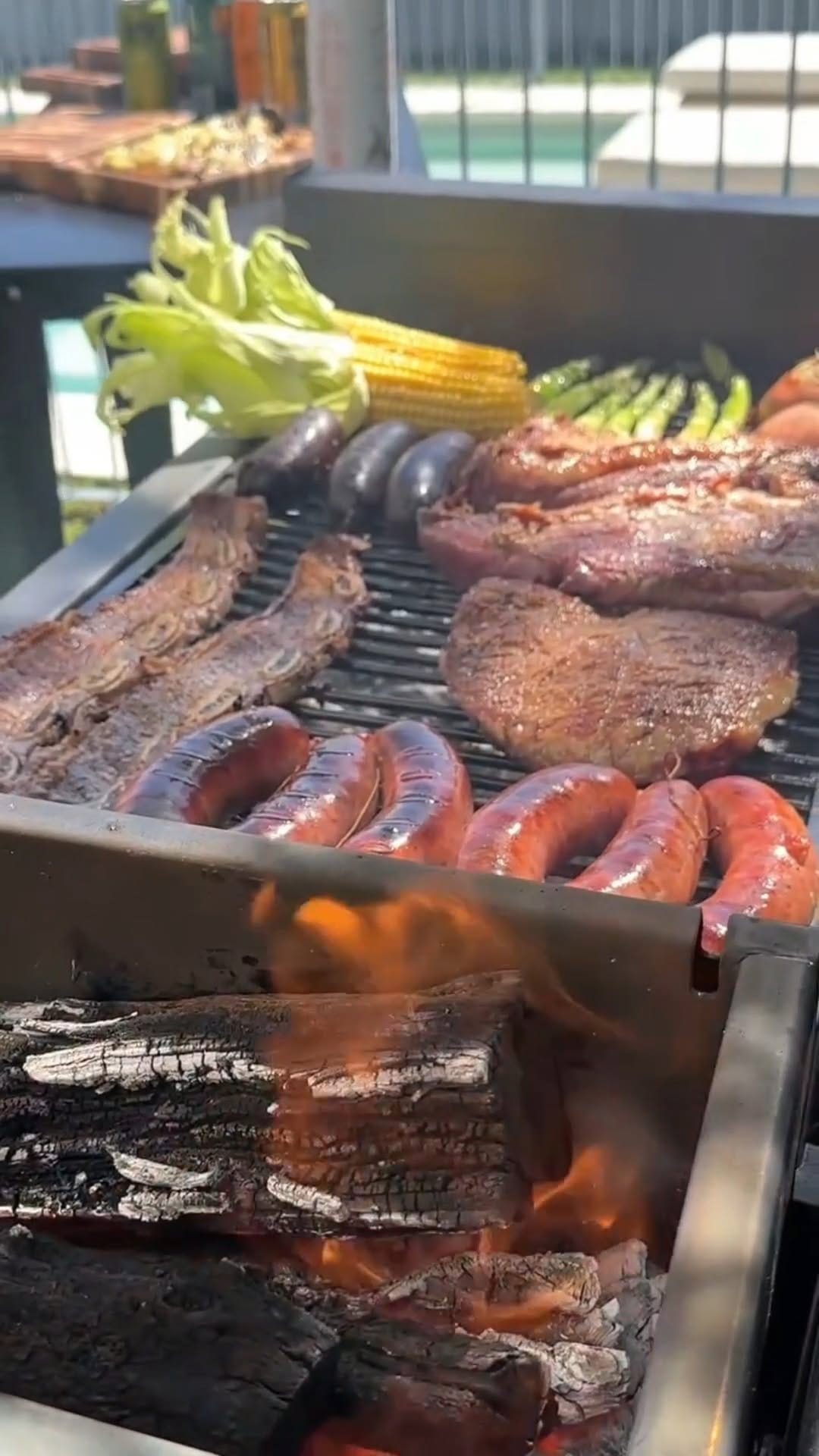 Post 8 by Punto Parrilla on Instagram (video)