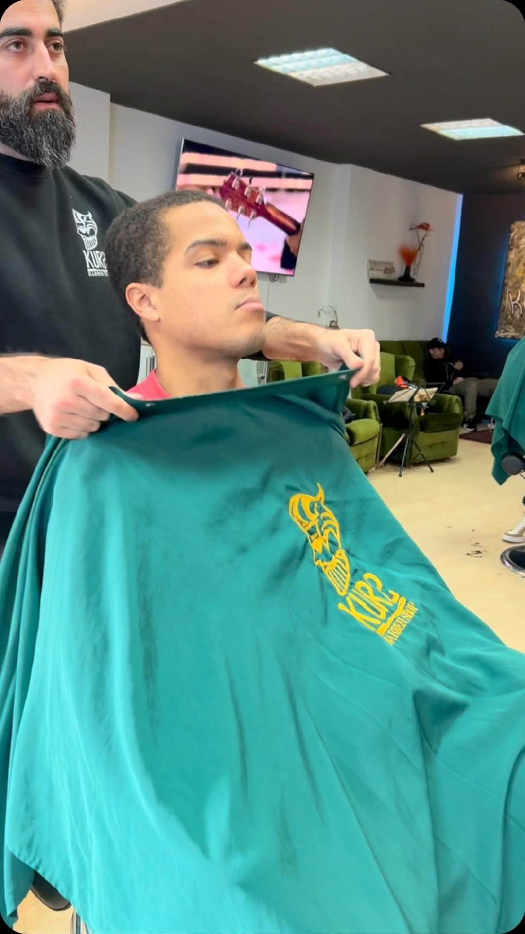 Post 9 by 💈KUR2 BARBER SHOP💈 on Instagram (video)
