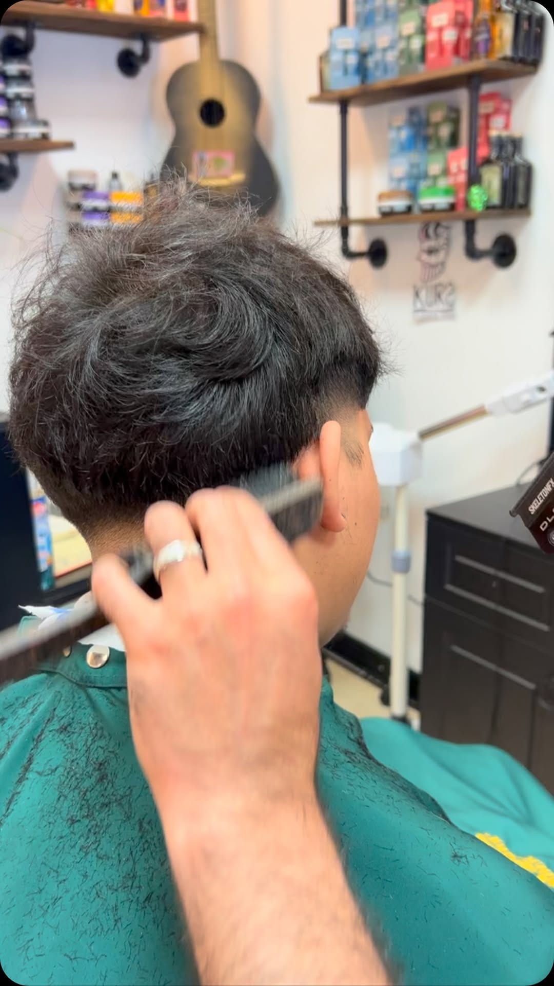 Post 6 by 💈KUR2 BARBER SHOP💈 on Instagram (video)
