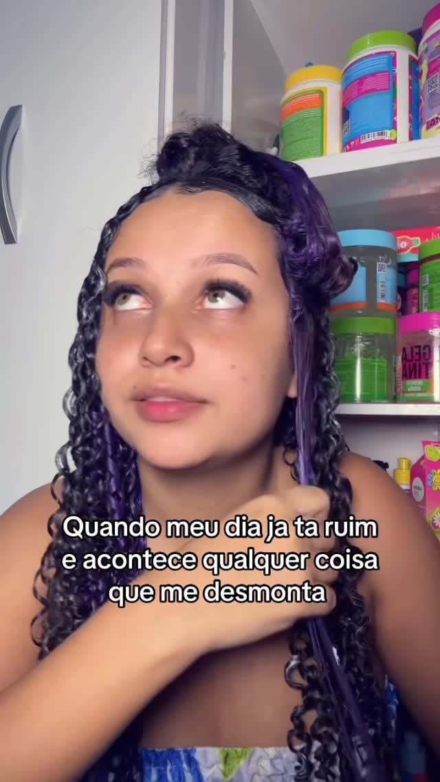 Post 9 by Rayssa vitoria on Instagram (video)