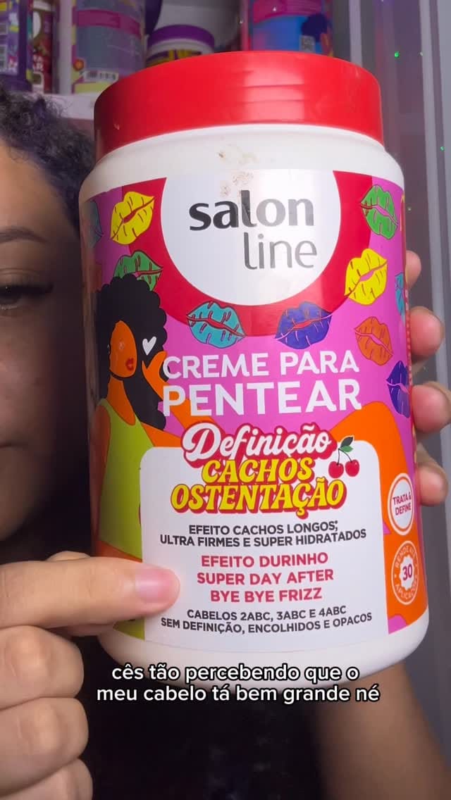 Post 3 by Rayssa vitoria on Instagram (video)