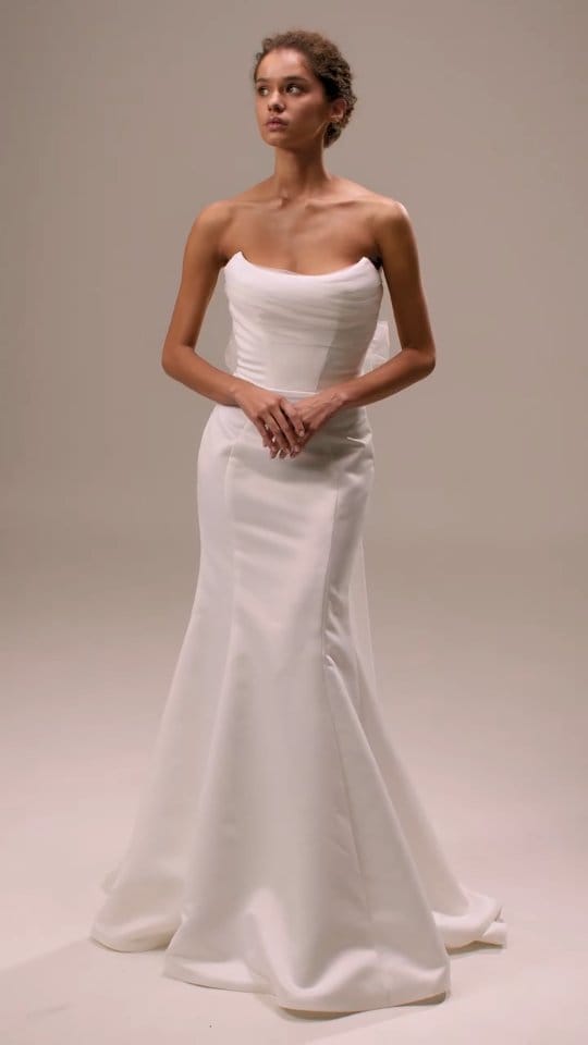 Post 9 by DBR Weddings | Wedding Dress & Evening Gown Rental Hong Kong on Instagram (video)
