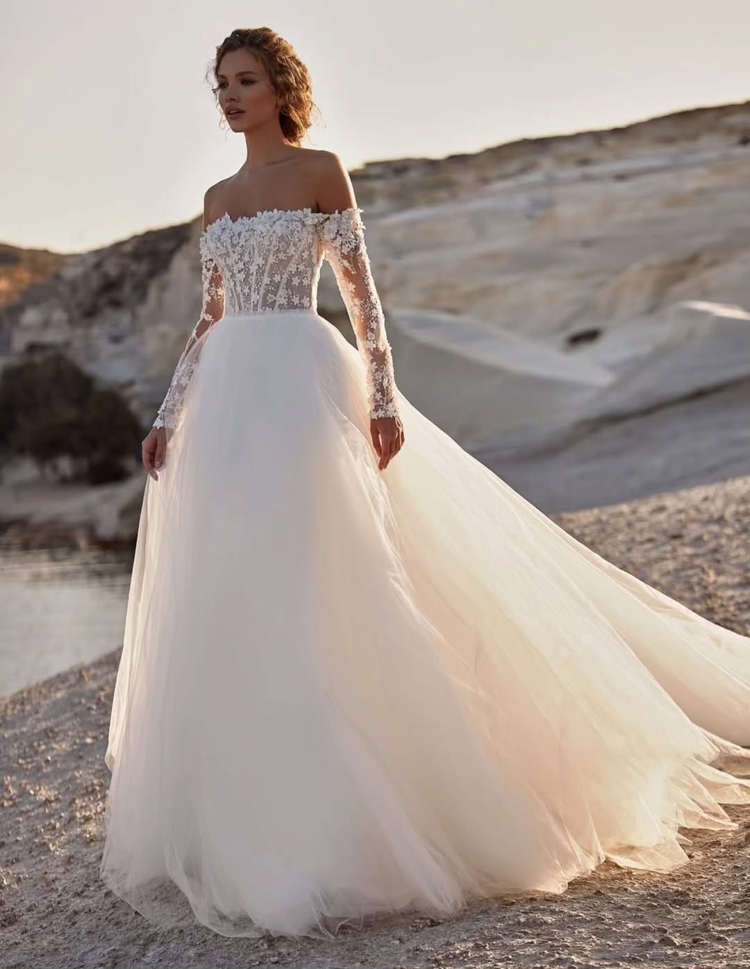 Post 3 by DBR Weddings | Wedding Dress & Evening Gown Rental Hong Kong on Instagram (carousel)