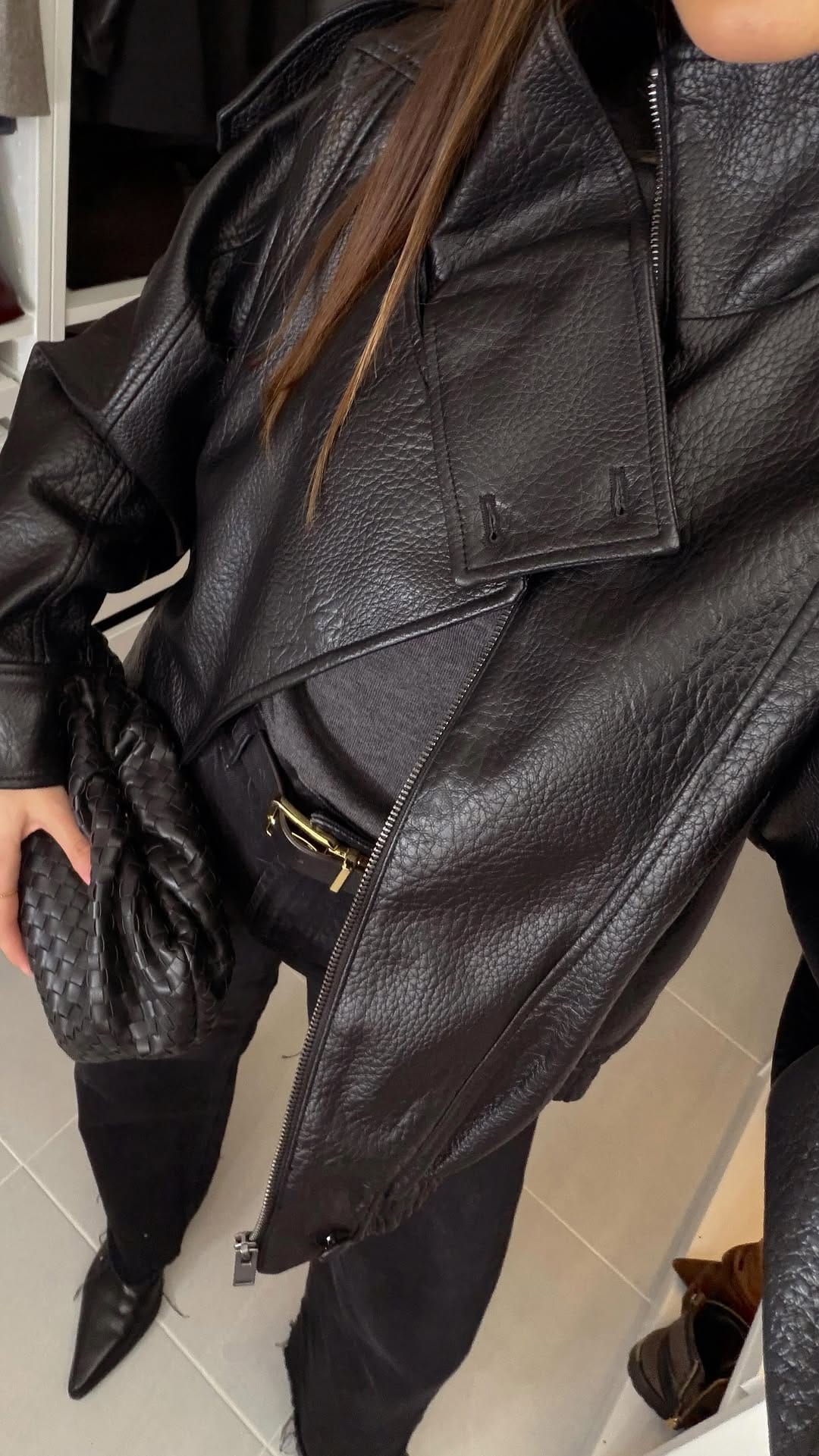 Post 4 by Lucia Zaballos on Instagram (video)