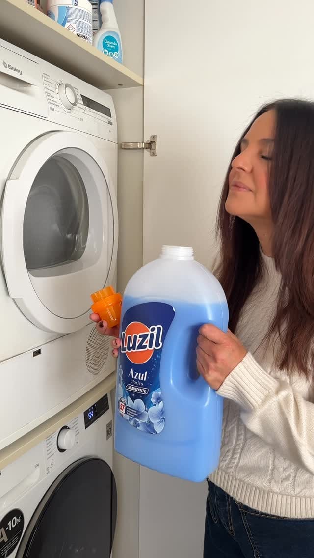 Post 3 by Esther Peralta on Instagram (video)