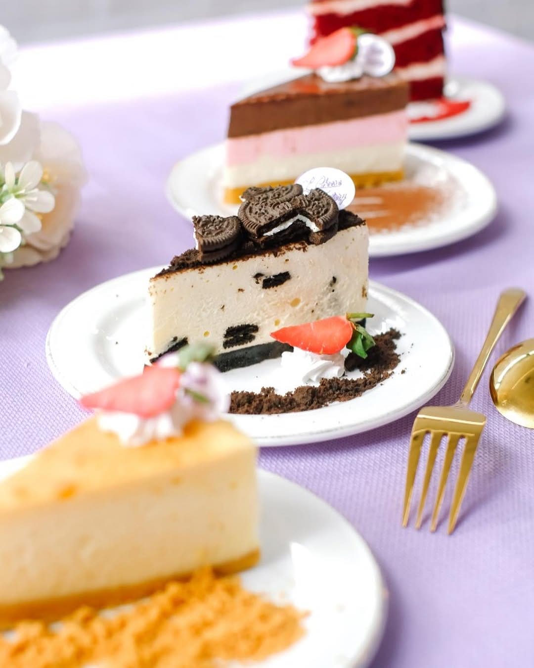 Post 9 by Toko Kue Cheesecake Pekanbaru on Instagram (carousel)
