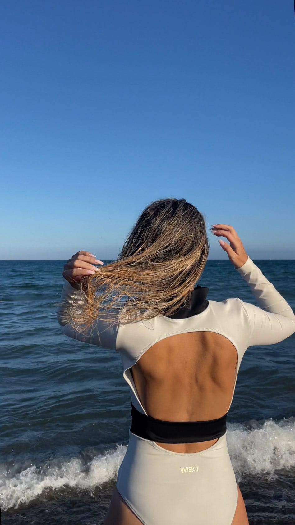 Post 8 by Luz Guerrero on Instagram (video)