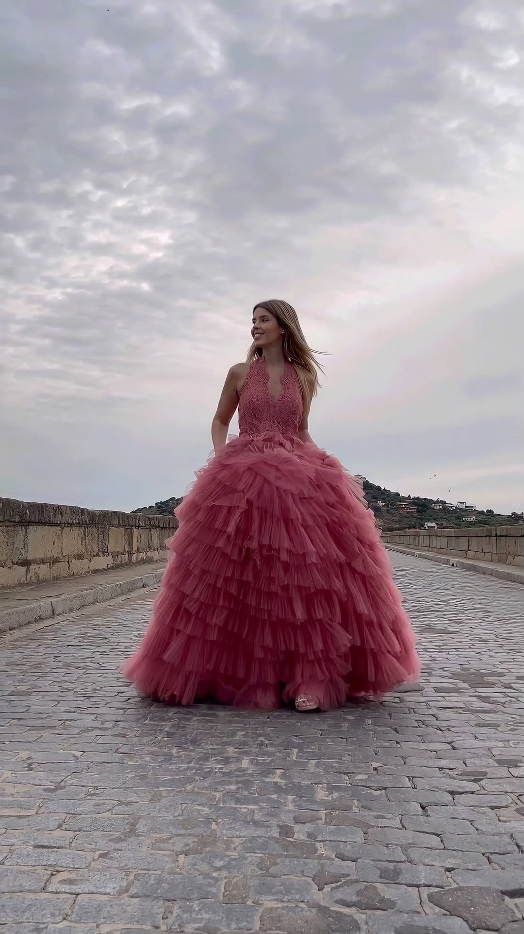 Post 9 by Luz Guerrero on Instagram (video)