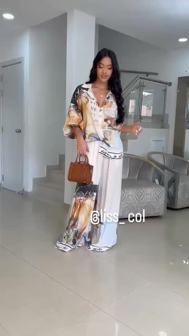 Post 1 by LISS MODA on Instagram (video)