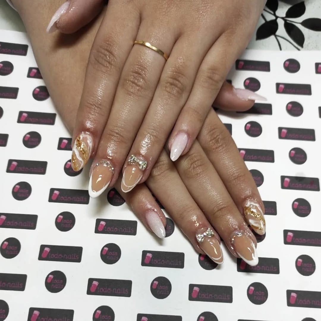 Post 4 by todo-nails on Instagram (image)