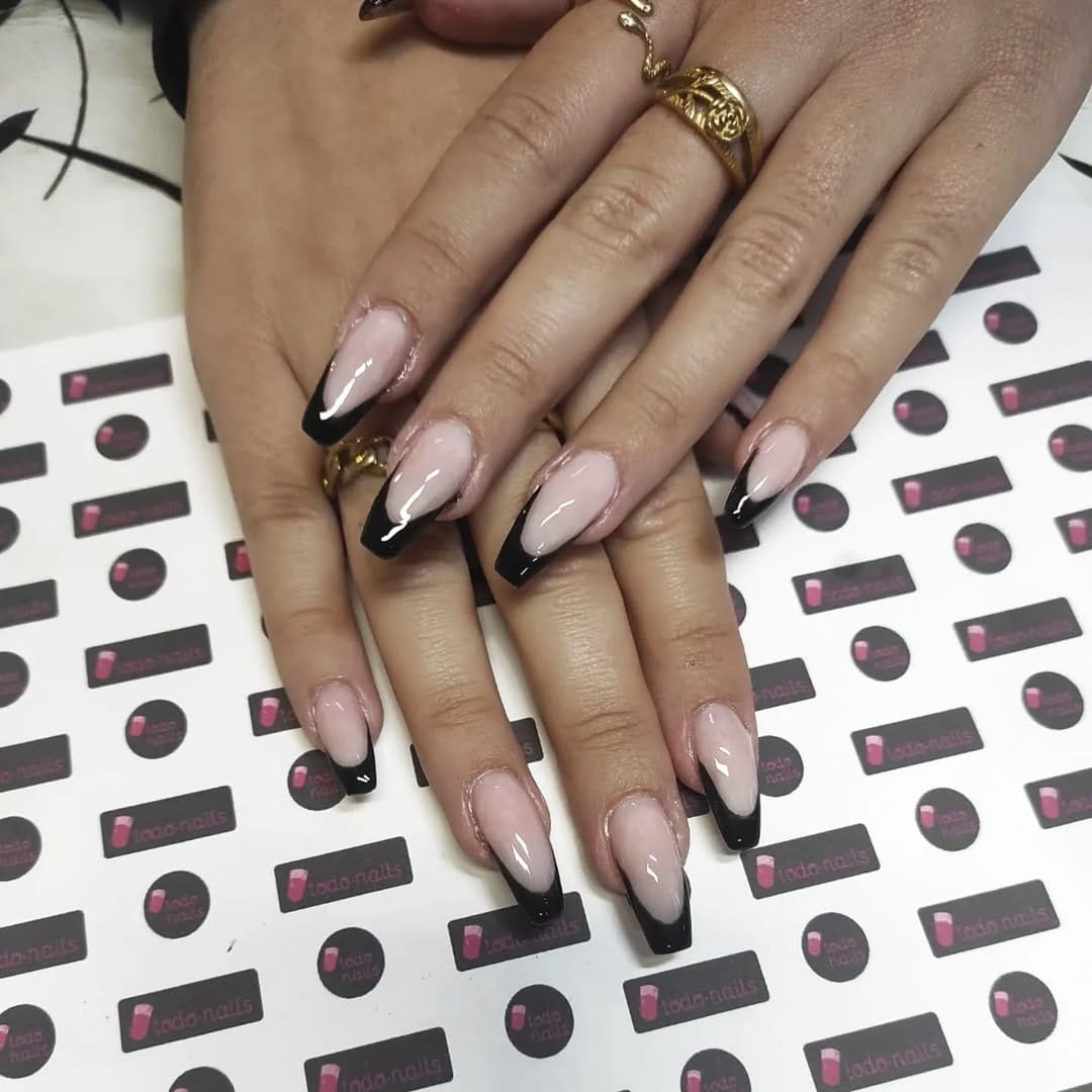 Post 2 by todo-nails on Instagram (carousel)