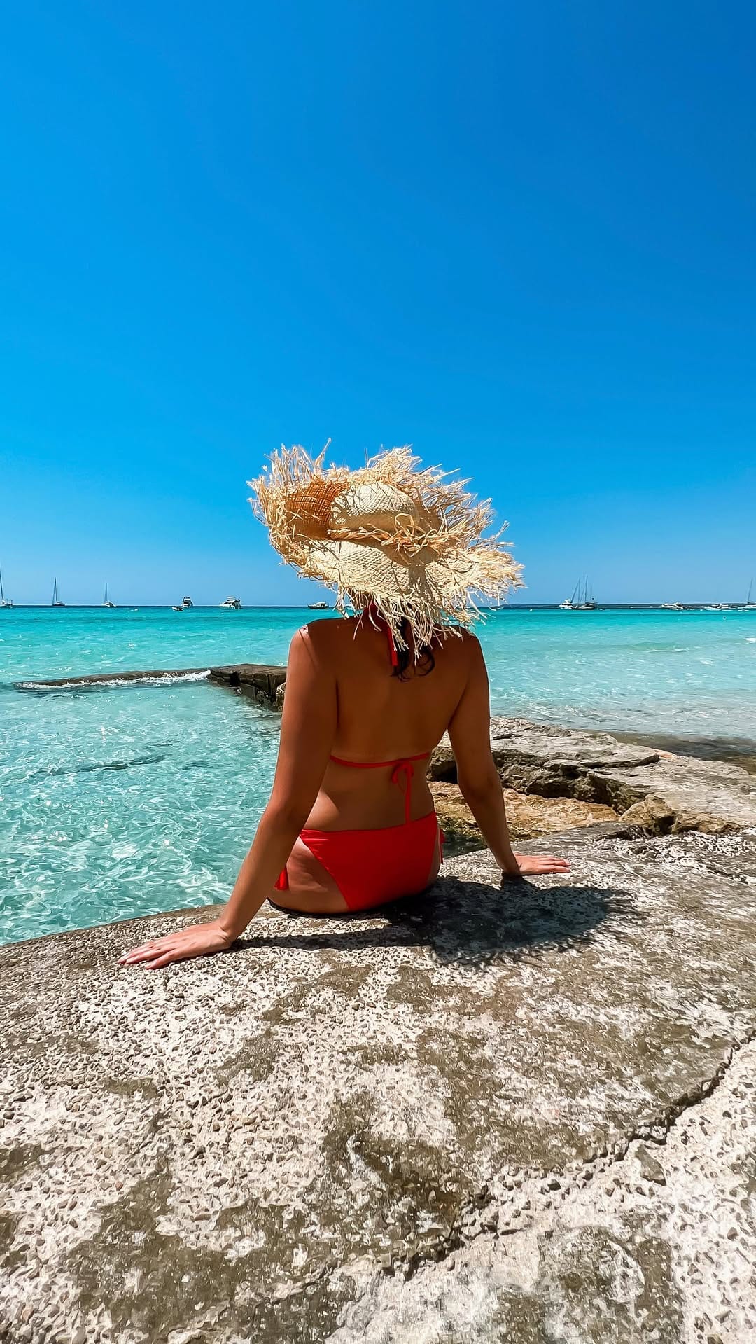 Post 1 by Nadia | Travel Rocks® on Instagram (video)