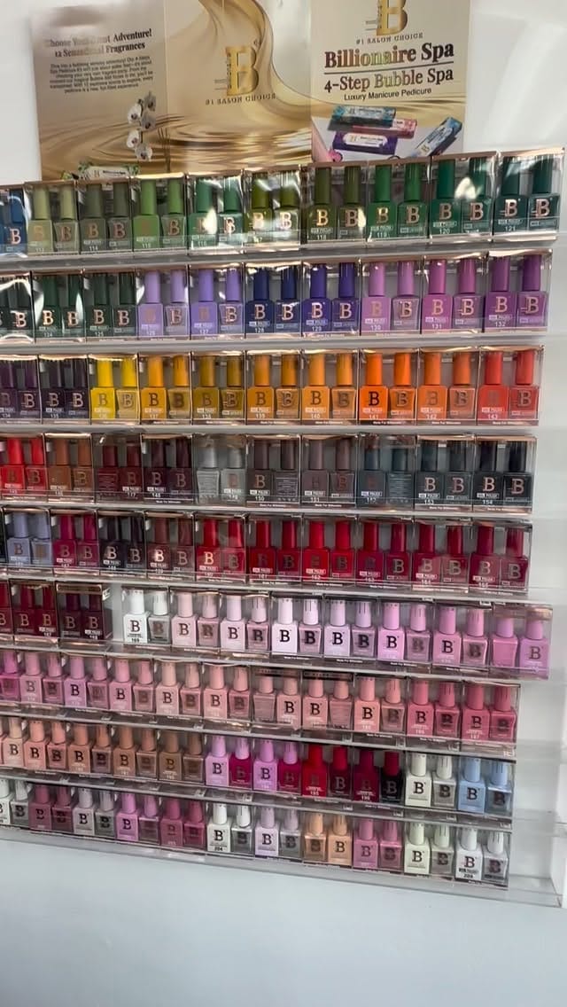 Post 3 by Mai Sassy Nails & Bar on Instagram (video)