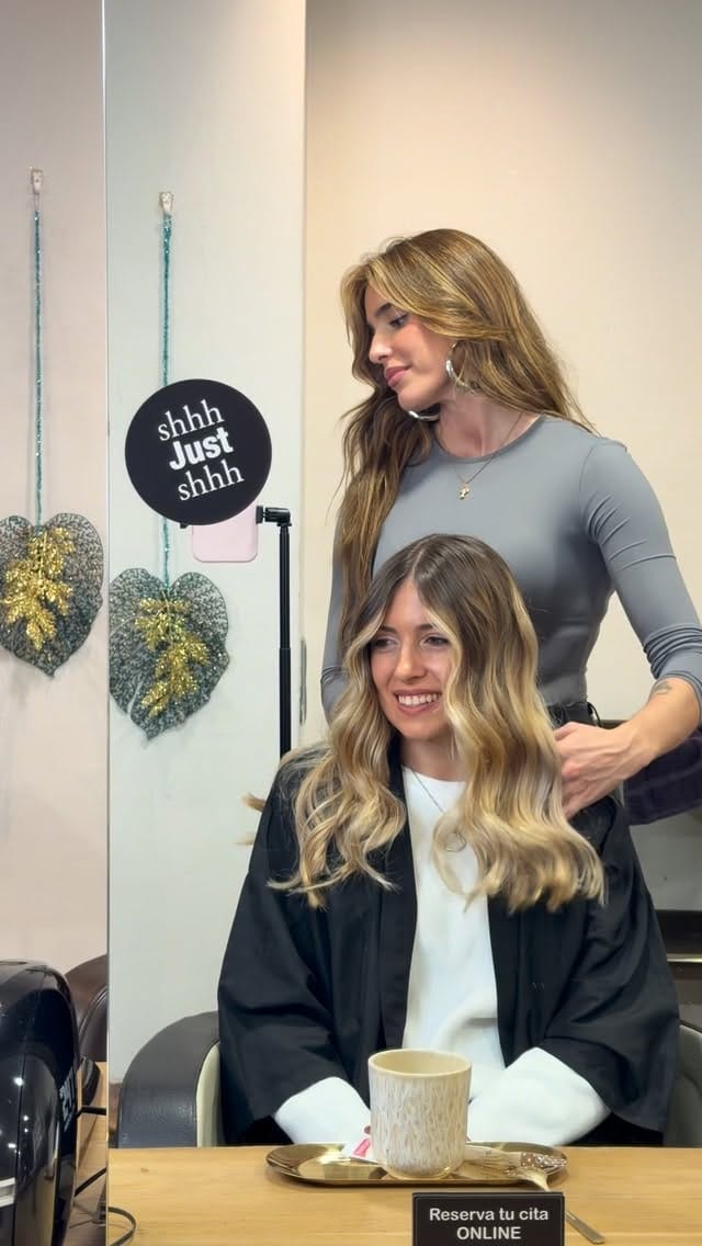 Post 8 by 𝗜𝗩𝗢𝗡𝗖𝗔𝗥𝗘𝗜𝗡𝗔 𝗦𝗧𝗬𝗟𝗜𝗦𝗧 on Instagram (video)