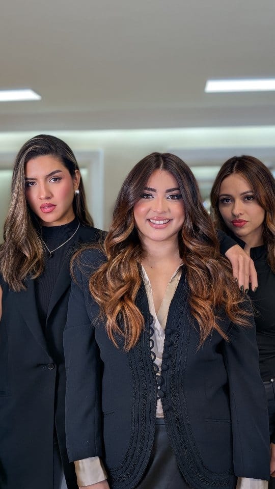 Post 6 by Balayage• Extensiones •Queratina on Instagram (video)