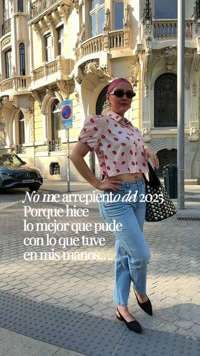 Post 9 by Astrid on Instagram (video)