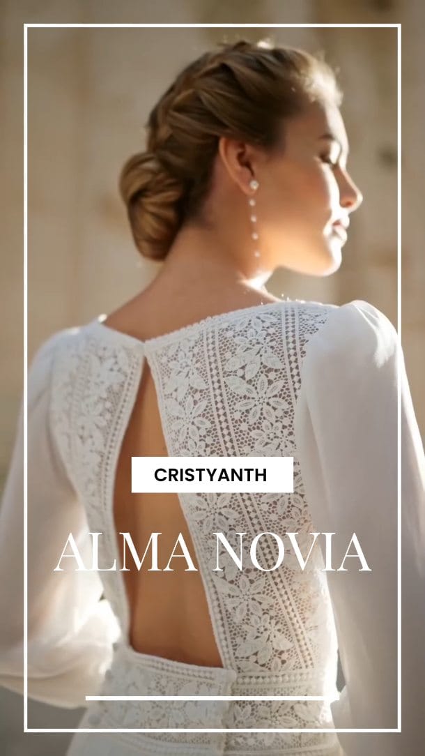 Post 8 by CRISTYANTH - Vestidos de Novia & Trajes de Novio on Instagram (video)