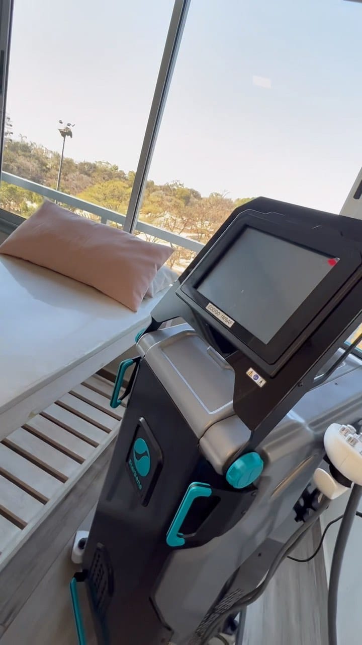 Post 10 by Estetica Facial | Corporal & Depilación Definitiva on Instagram (video)