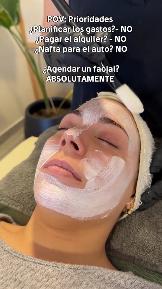 Post 4 by Estetica Facial | Corporal & Depilación Definitiva on Instagram (video)