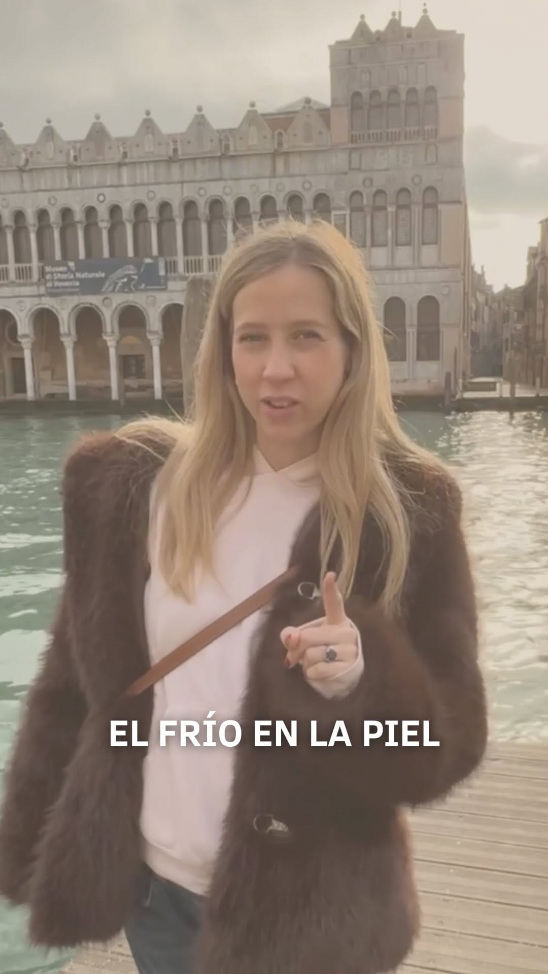 Post 4 by Marina Martínez Espinosa I MEDICINA ESTÉTICA on Instagram (video)