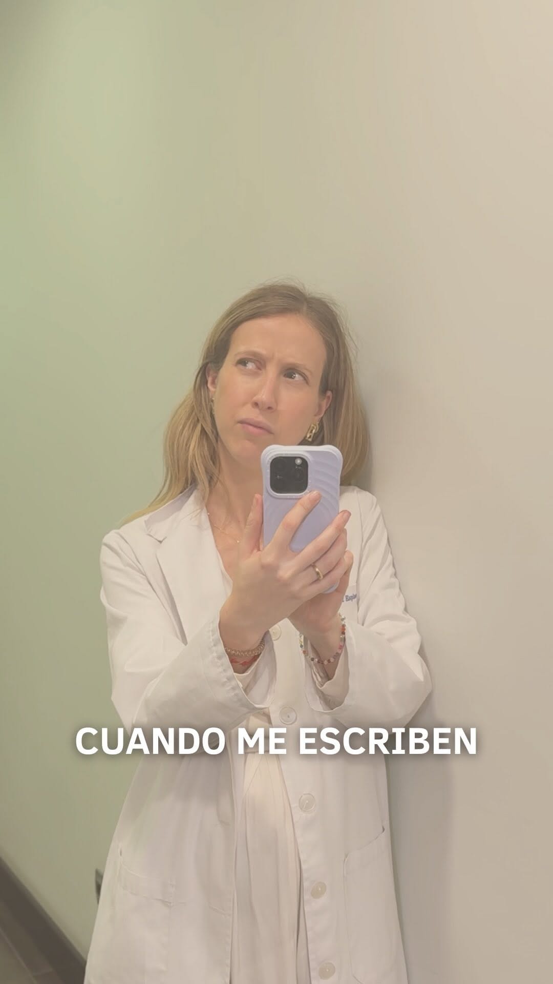 Post 6 by Marina Martínez Espinosa I MEDICINA ESTÉTICA on Instagram (video)