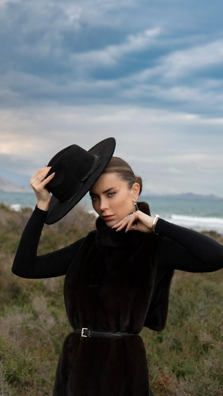 Post 7 by Anna on Instagram (video)