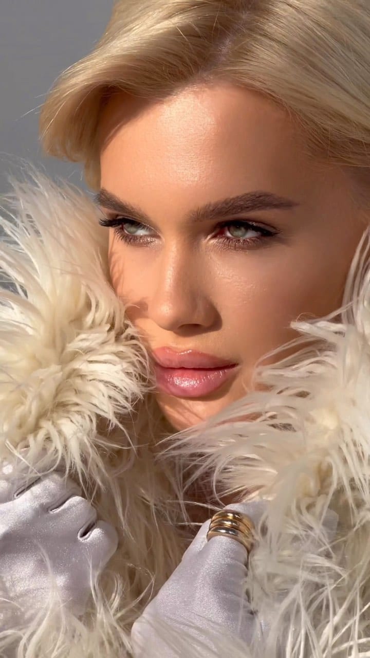 Post 10 by Anna on Instagram (video)